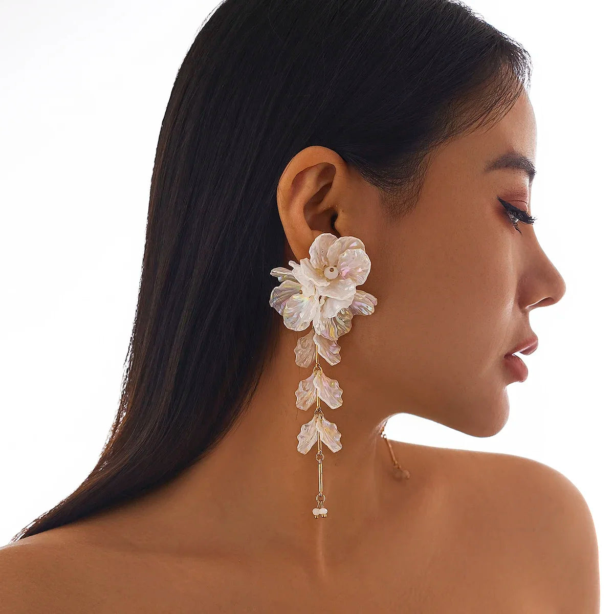 Ingemark Creative Punk Torques Chain Necklace Women Wed Bridal Elegant White Flower Hanging Drop Earrings Wed Bridal Jewelry Set