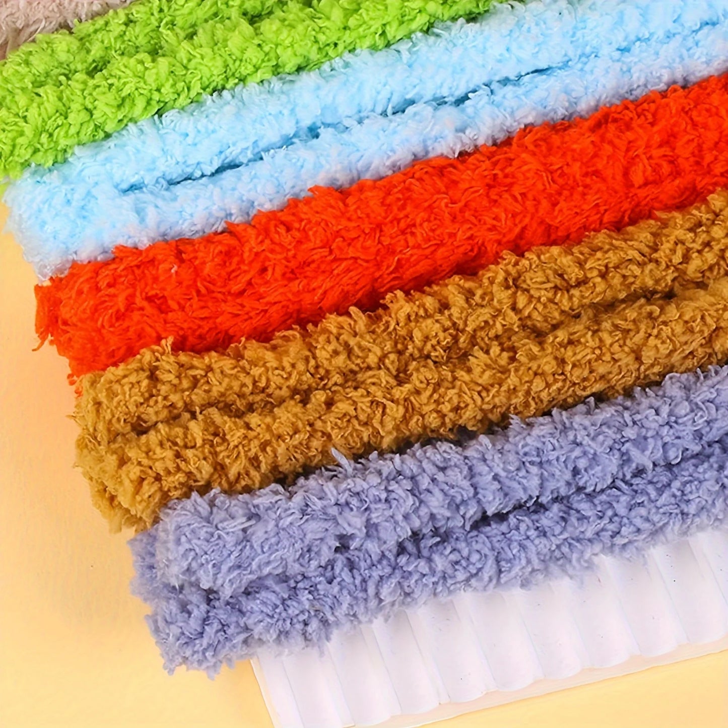 7-Piece DIY Coral Velvet Twisting Kit – Ultra-Dense Handicraft Material for Knitting Plush Puppies & Small Animals, Complete