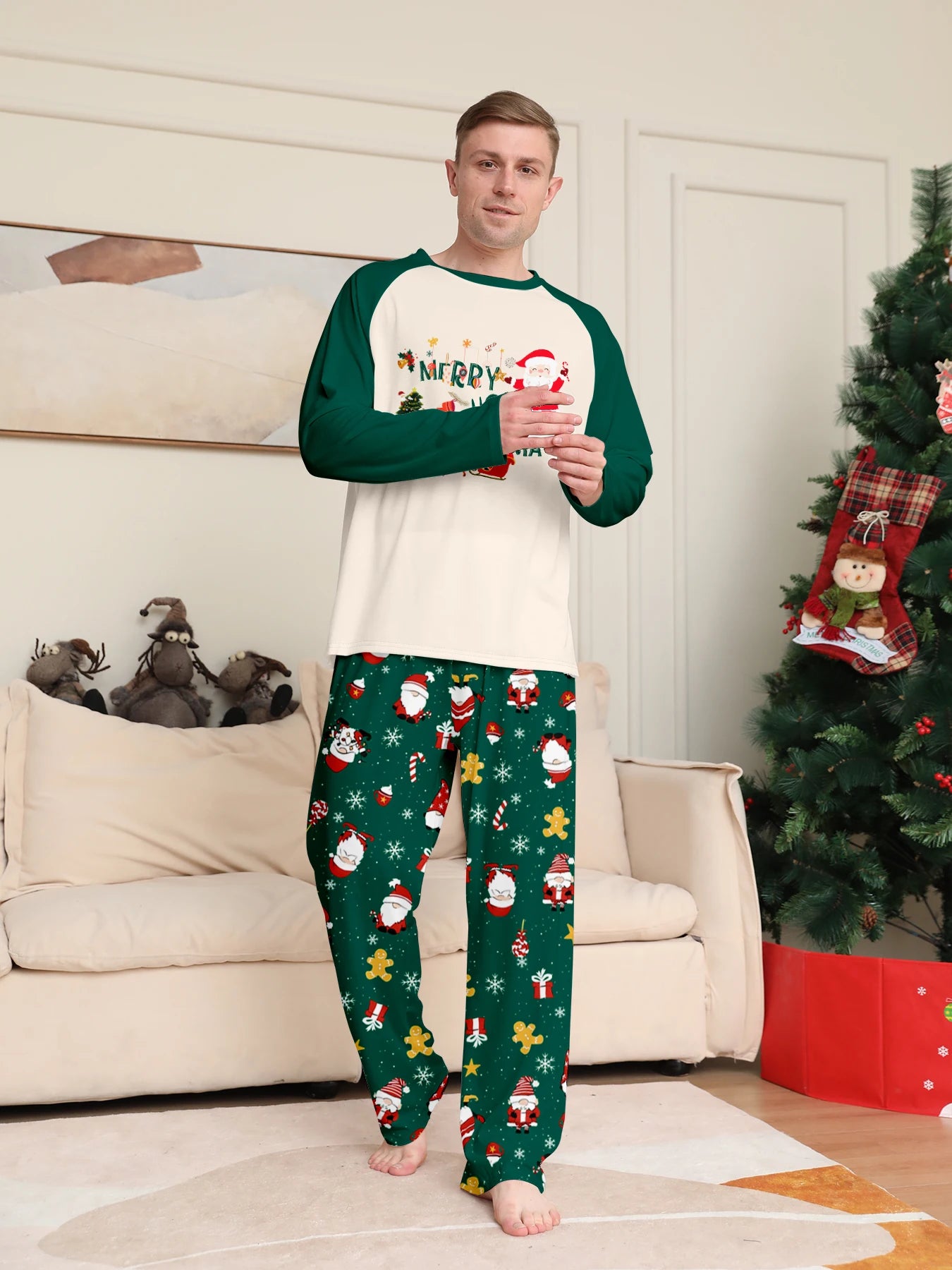 Guangdong Merry Ho Christmas Couple Pajamas Raglan Set