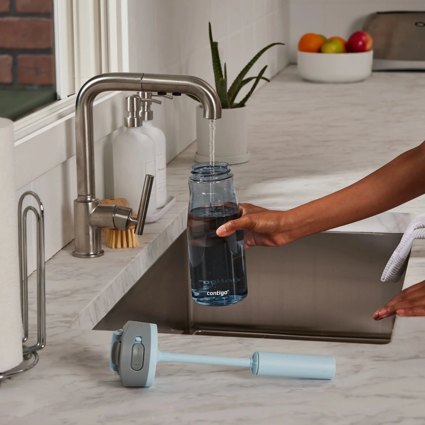 Plastic Filter Water Bottle with  Straw Lid, 32 oz., Dark Ice